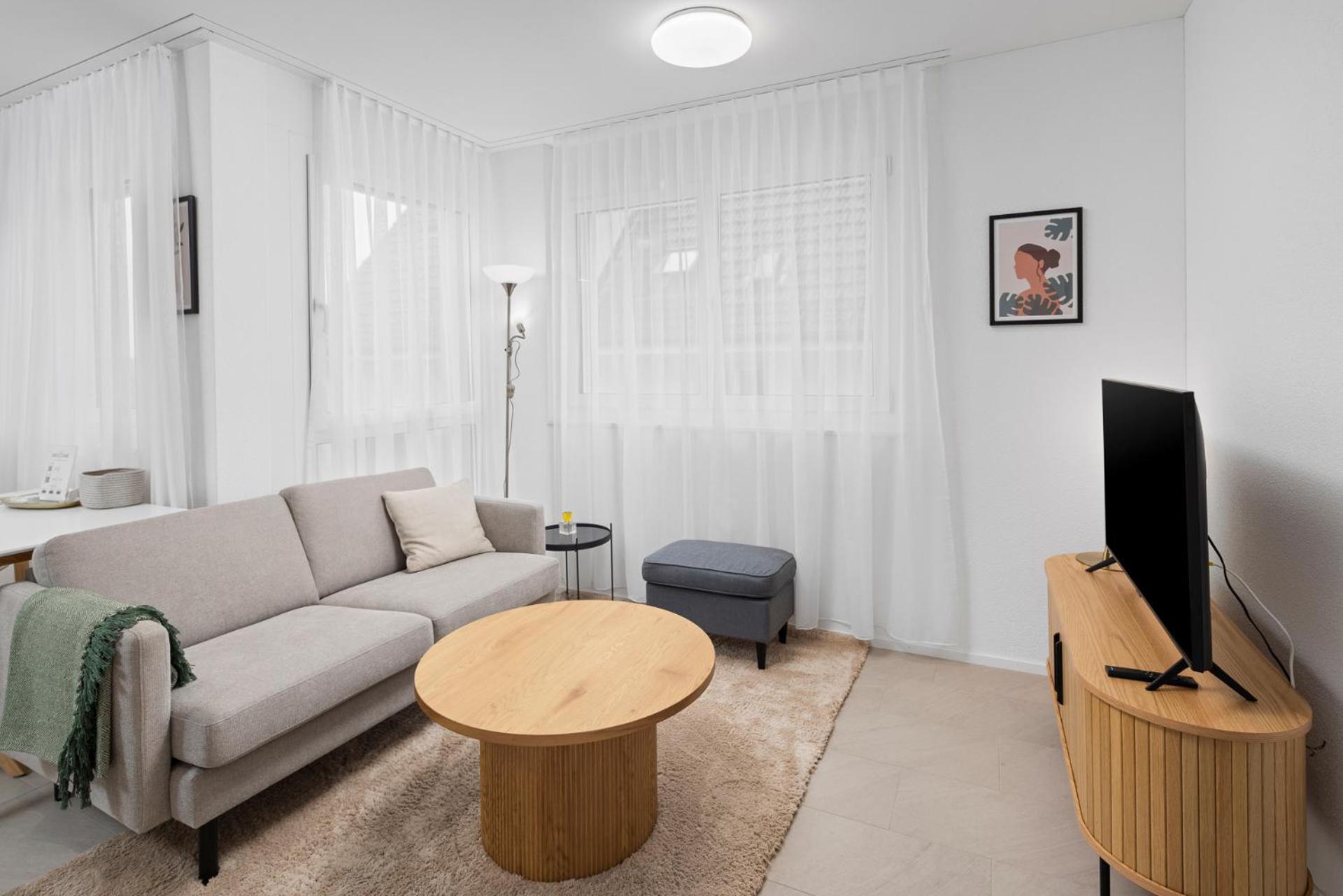 Stayy Flagship Limmattal - Contactless Check-In Schlieren Esterno foto