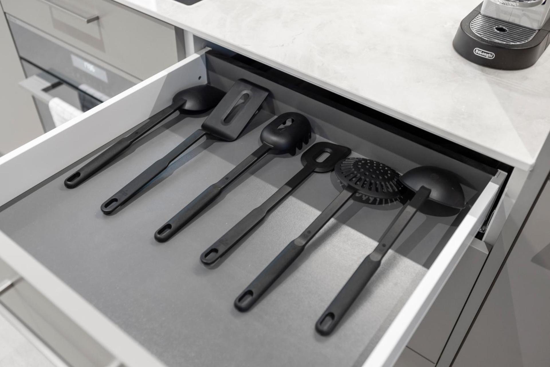 Stayy Flagship Limmattal - Contactless Check-In Schlieren Esterno foto